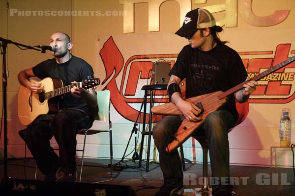 NO ONE IS INNOCENT - 2005-10-28 - PARIS - FNAC Forum - 